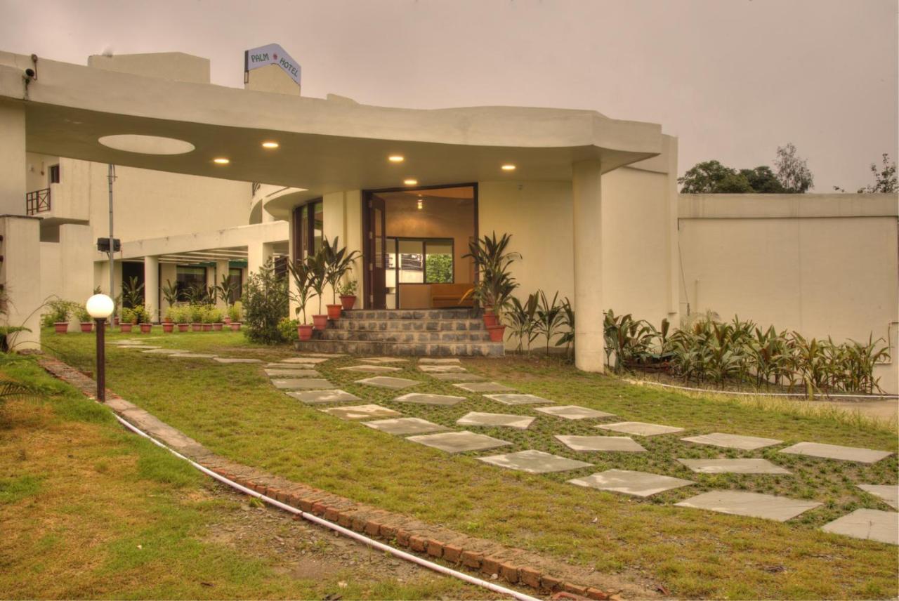 The Palm Resort-Luxuria Nainital Exterior foto